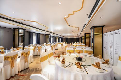 FTE Ha Long Hotel - 레스토랑