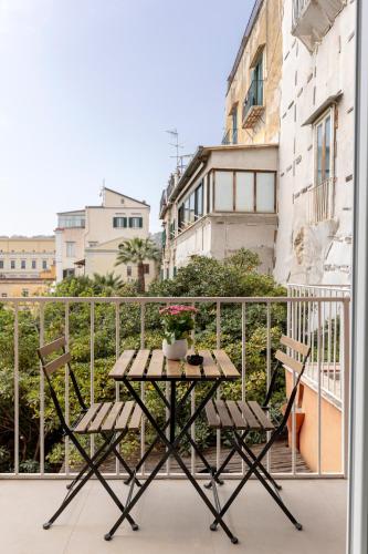 Riviera Collection - Rooms and Suites in Chiaia