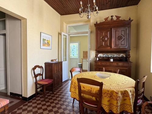 Bankett-terem, La Maison Fleury in Biganos