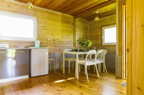 บริการและสิ่งอำนวยความสะดวก, Surf Domki Habenda z sauną ogrodową (Surf Domki Habenda z sauna ogrodowa) in ซาร์บสค์