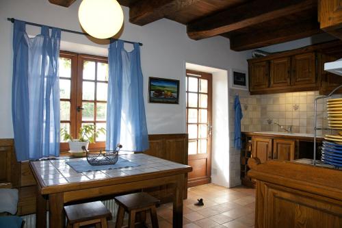 Konyha, Les gîtes du hameau d'Auriac (Les gites du hameau d'Auriac) in Cales