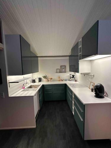 ห้องครัว, Sjarmerende og hyggelig lite hjem in ฮอลส์เทโบร