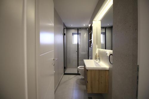 La Paloma Blanca - image 4