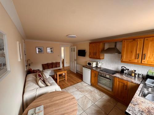 Facilities, Ard Cashel, Barrack Brae in Dunglow