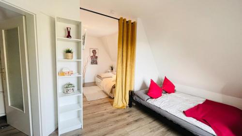 Gemütliche barrierefreie Dachgeschosswohnung, Drážďany (fotografie 8)