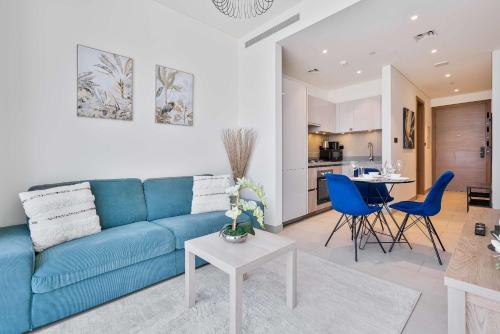 PVH - Sobha Waves - Serene 1BR minutes to Downtown - image 6