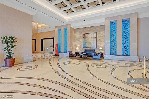 MGM High Floor Strip and Sphere View, Las Vegas (photo 9)