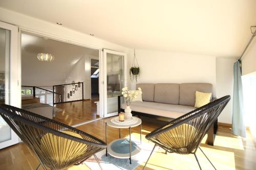 La Paloma Blanca - image 13