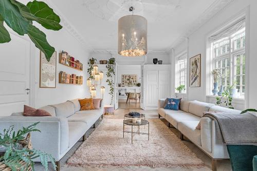 Large pool villa close to forest near Christianskirken