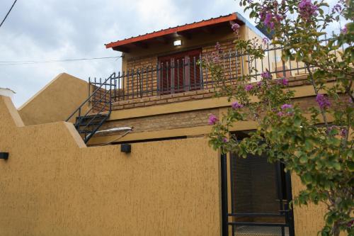 dptos "DEL POMAN"