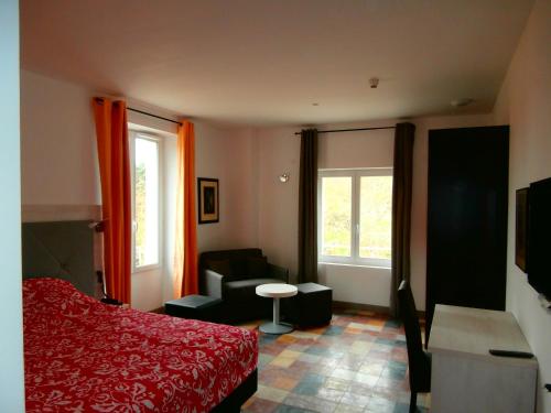 Accommodation in Saint-Paul-le-Jeune