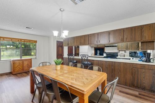 Astor Manor At Rivers Edge in Astor