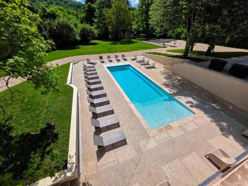 La mezzanine by Vindihouses in Épinac