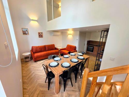 La mezzanine by Vindihouses in Épinac