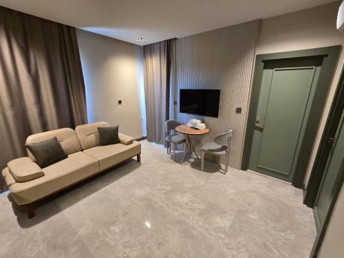 Meyde PLUS Suite