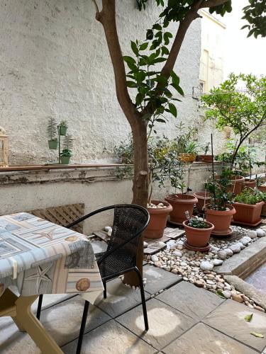 Cozy ground floor studio near metro!, Athènes (photo 10)