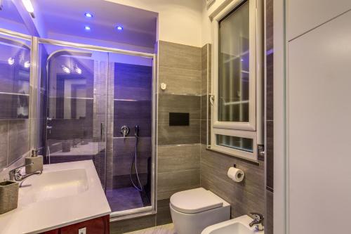Lux Apartment - image 11