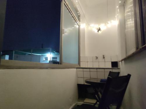 Two-Bedroom Apartment with View image 6