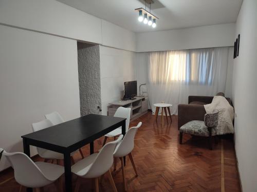 Two-Bedroom Apartment with View image 2