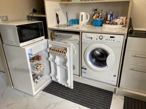 Close Motorway,Free Breakfast,Private & Spacious, Auckland (photo 4)