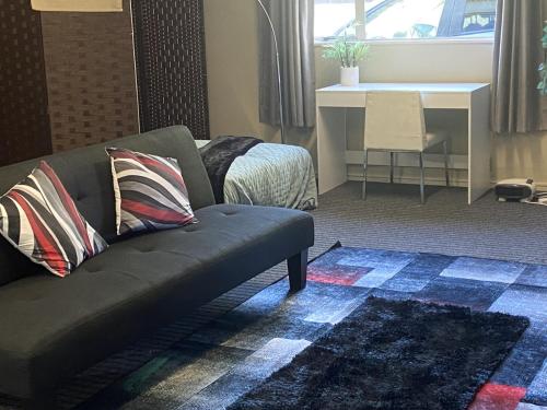 Close Motorway,Free Breakfast,Private & Spacious, Auckland (photo 3)
