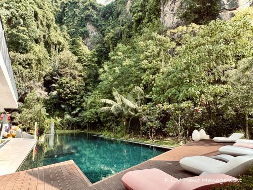 The Cove Hillside Residence Ipoh by PLY Home