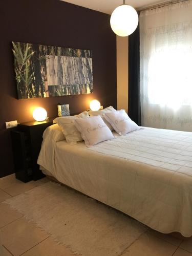 Chalet de 3 habitaciones con piscina privada in Costa del Zefir