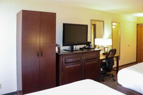 Pear Tree Inn Paducah - image 12