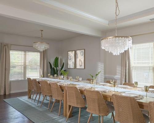 Palm House Luxury Retreat for Families and Corporate