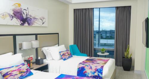 room detail thumbnail 1