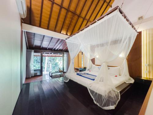 Superior  Room with River View and Free Benefits  image 9