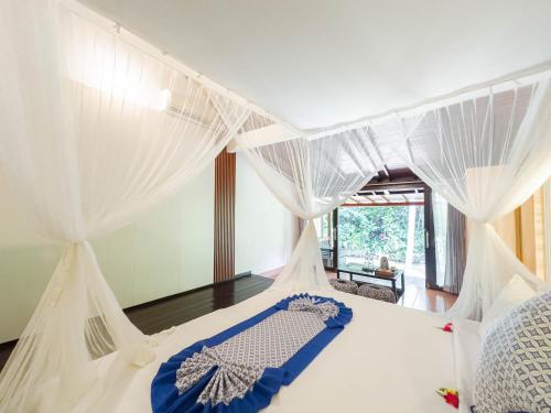 Superior  Room with River View and Free Benefits  image 6