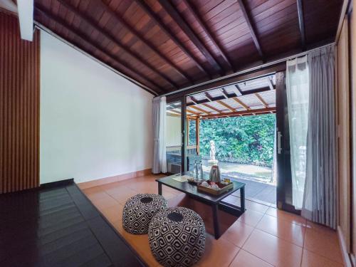Superior  Room with River View and Free Benefits  image 3