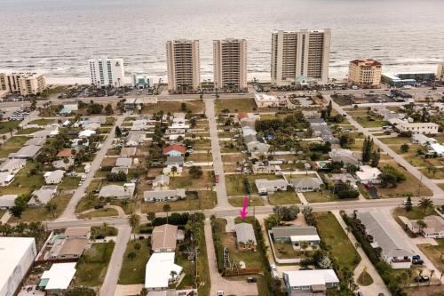 Cape Key Updated Beach Bungalow in Ponce Inlet (FL)