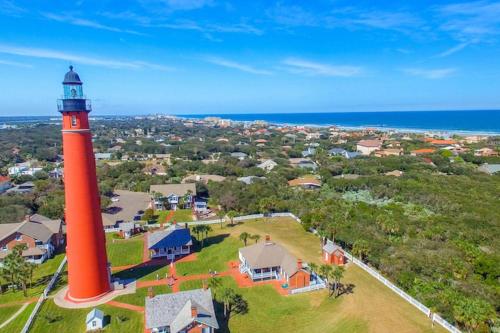 Cape Key Updated Beach Bungalow in Ponce Inlet (FL)