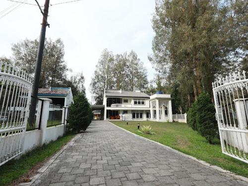 Exterior view, Villa Berastagi Indah A32 - TEBU MANIS in Dolat Rayat