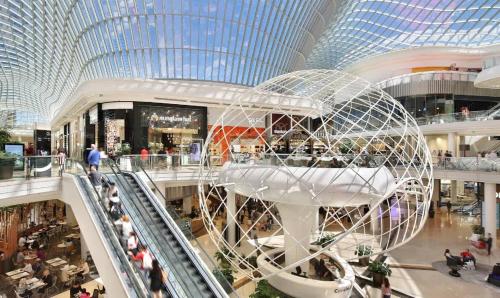 4BR Brand new Townhouse in Ashburton Shopping Golf in 格倫艾里斯