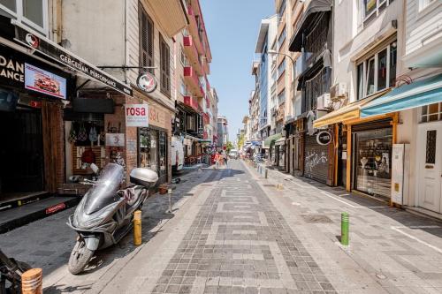 Kadıköy ün Kalbinde Tarihi Rahat Sessiz Daire, Istanbul (fotografie 9)