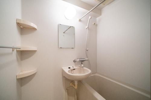 United Glow Tabata-Shinmachi