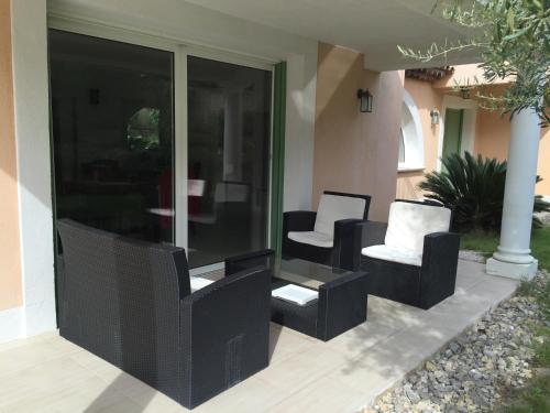 Facilities, Belle villa a Saint Raphael dans clos prive in Saint-Raphael