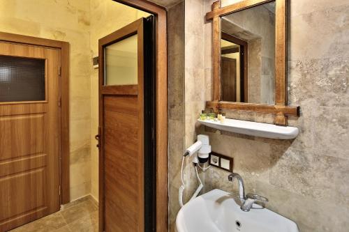 Yusuf Bey House - image 10