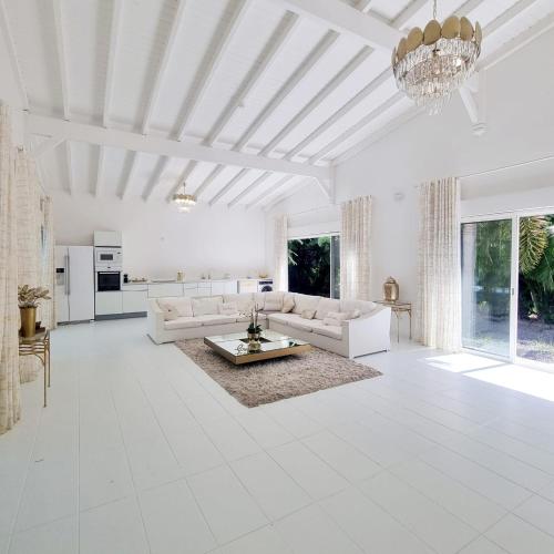 Sandy Bay Villa Opale