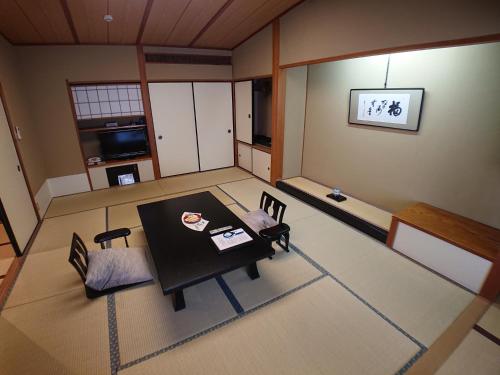 Japanese-Style Room image 4