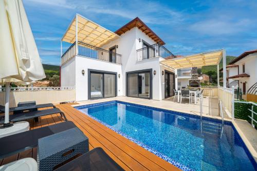 Villa Sevinç, Kas