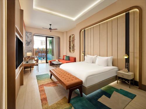 Pool Suite (+18 Adults Only)