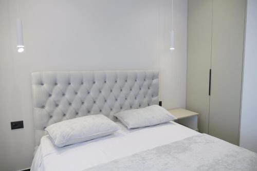 Superior Apartment with Balcony image 4