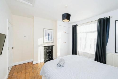 4 Bedroom House For Corporate Stays in Kettering in Kettering