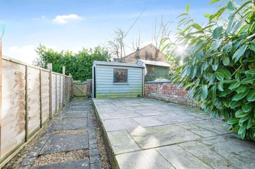 4 Bedroom House For Corporate Stays in Kettering in Kettering