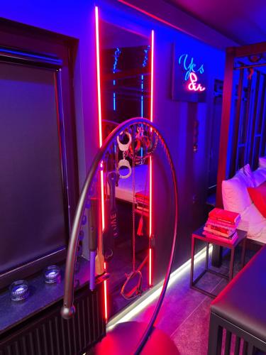 BDSM Apartament Warszawa Luxxx - ADULTS ONLY - TYLKO DLA DOROSŁYCH, Warsaw (photo 7)
