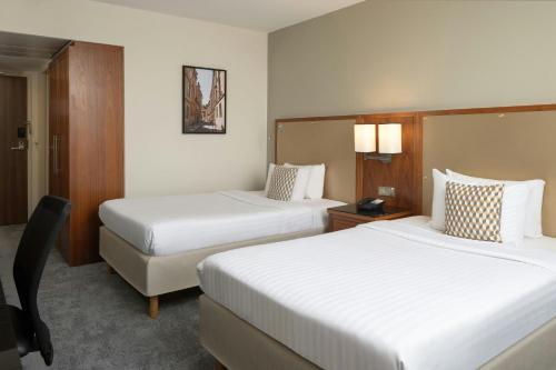 Courtyard by Marriott Toulouse Airport - image 14
